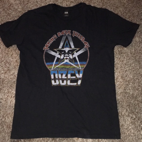 Obey Taking Back Tuesday Emo Night 2015 t-shirt - Picture 2 of 4